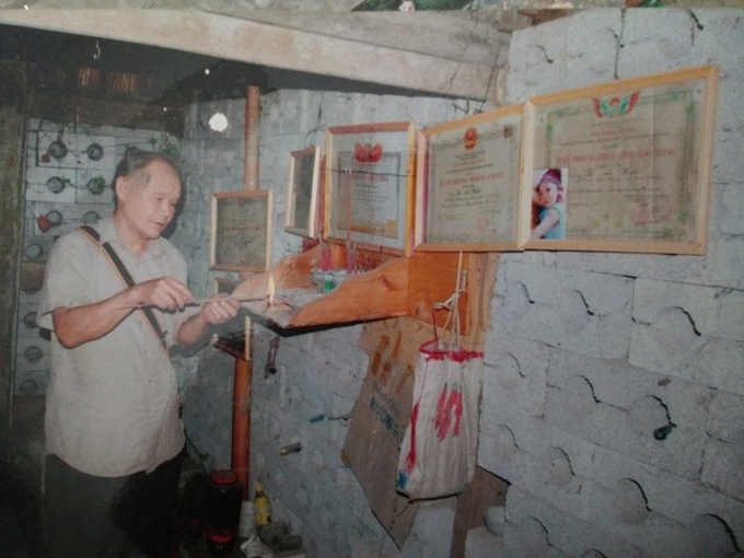 Nơi &ocirc;ng Ng&acirc;n thờ Mẹ Việt Nam anh h&ugrave;ng v&agrave; hai người anh, em trai liệt sỹ trước khi bị UBND huyện Quảng Uy&ecirc;n cưỡng chế, ph&aacute; bỏ.