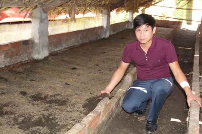 &nbsp;Trang trại nu&ocirc;i Giun Qu&ecirc;́ sạch của anh Phạm Văn Tỉnh, dùng bào ch&ecirc;́ ra sản ph&acirc;̉m Hạ Áp Ích Nh&acirc;n.