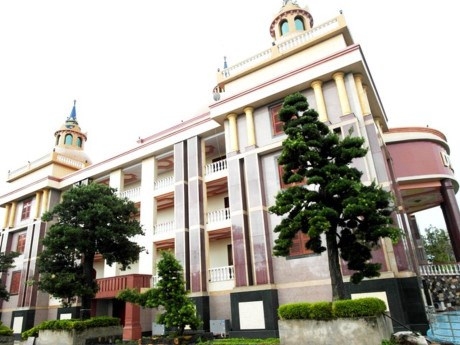 Một g&oacute;c dinh thự lớn nhất miền Nam của đại gia Trầm B&ecirc;.