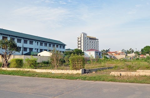 Khu đất xảy ra sai phạm khiến 9 c&aacute;n bộ của TP Hạ Long bị khởi tố.