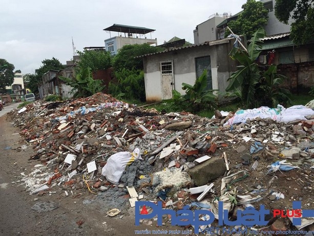 Đường ven s&ocirc;ng Lừ