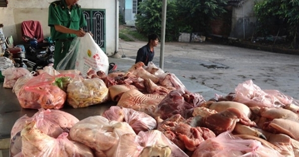 Những chất độc tồn tại trong thực phẩm bẩn