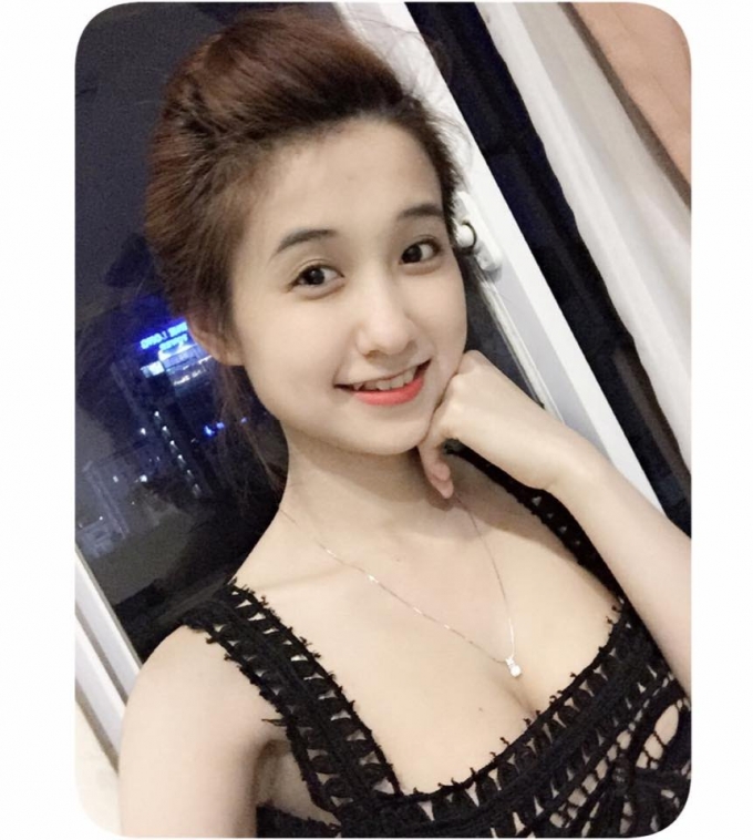 Phan Angela l&agrave; hot girl tr&ecirc;n mạng x&atilde; hội.