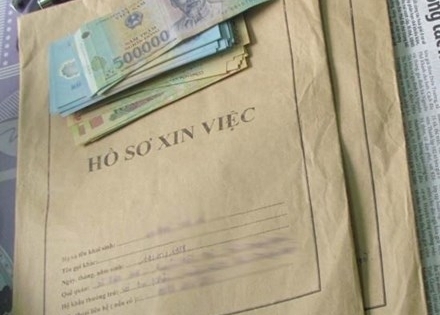 Bộ sậu lừa đảo lĩnh án