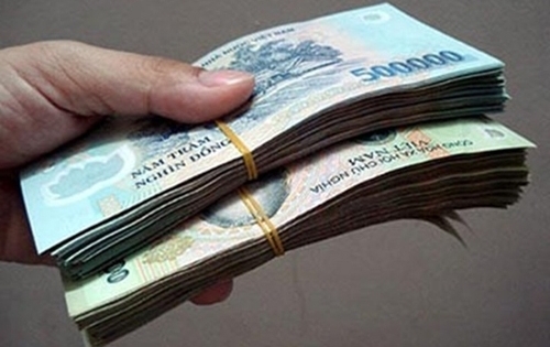 Khởi tố 2 thanh tra giao thông nhận hối lộ