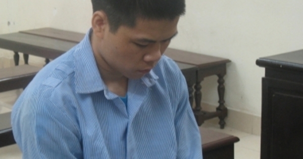 Hết tiền tiêu, thanh niên Trung Quốc dùng dao đi cướp xe ôm