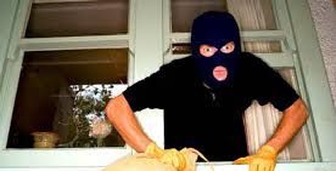 H&agrave; bị bắt về h&agrave;nh vi &ldquo;Trộm cắp t&agrave;i sản&rdquo;. Ảnh minh họa