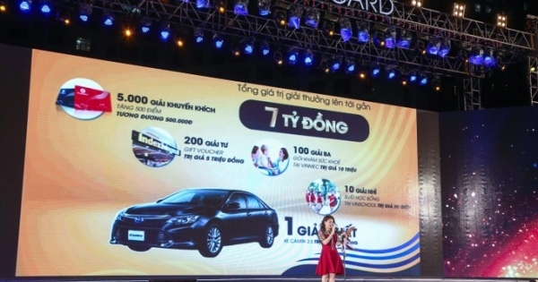 Ngất ngây với đêm nhạc “hát trong mưa” cực chất của dàn showbiz Việt