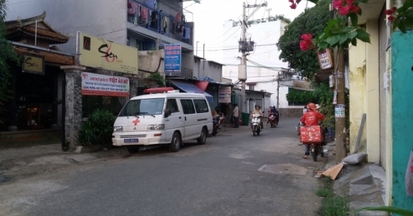 TP HCM: Đôi nam nữ cháy đen trong căn nhà trọ khóa trái