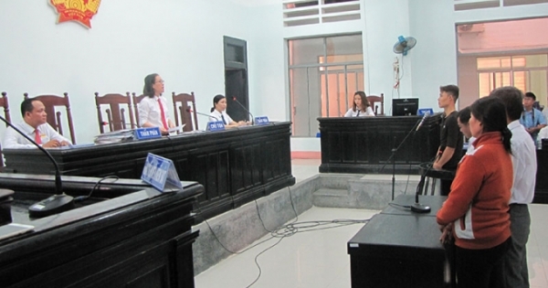 Khánh Hòa: Hoãn xét xử vụ công an xã gây thương tích khiến một học sinh tử vong