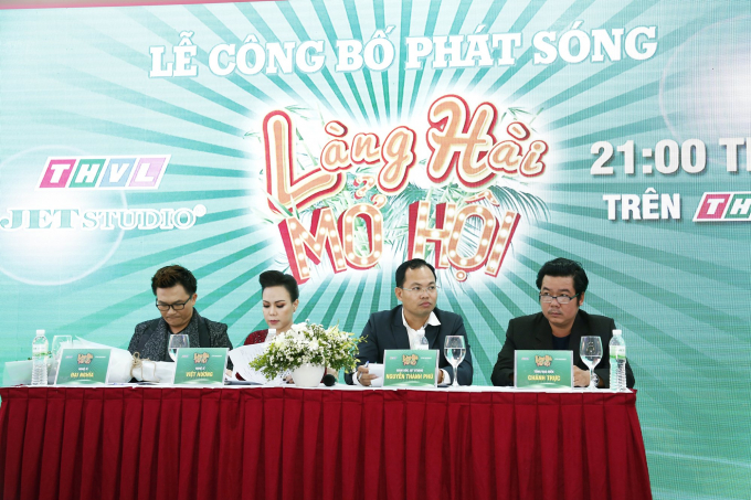 Việt Hương, Đại Nghĩa trở lại với L&agrave;ng h&agrave;i mở hội m&ugrave;a 2