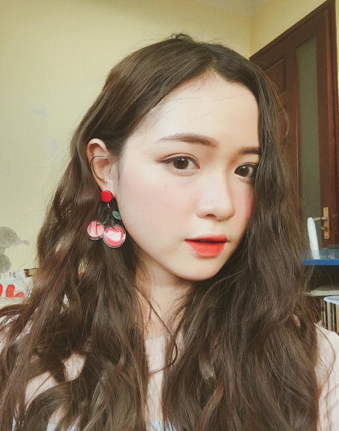 Nữ sinh Nghệ An g&acirc;y sốt cộng đồng mạng với những bộ ảnh cực