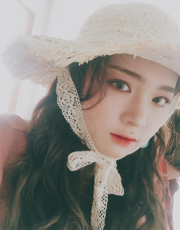 Nữ sinh Nghệ An g&acirc;y sốt cộng đồng mạng với những bộ ảnh cực