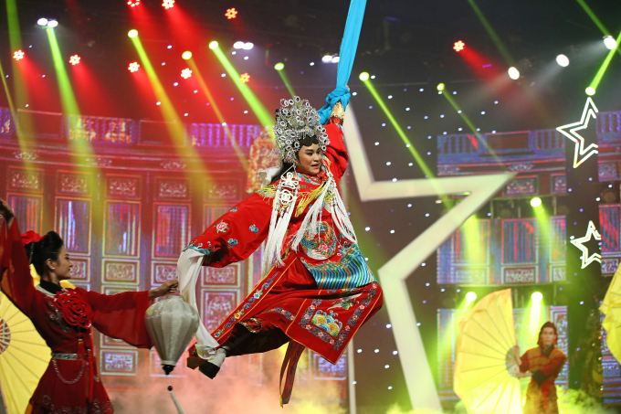 Sao Nối Ng&ocirc;i: Những c&acirc;u chuyện t&igrave;nh người vẫn lu&ocirc;n khiến kh&aacute;n giả bật kh&oacute;c