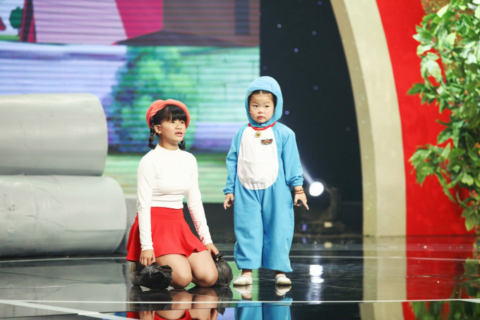 Bộ tứ nh&iacute; đa t&agrave;i &ldquo;g&acirc;y b&atilde;o&rdquo; đ&ecirc;m chung kết Tiếu L&acirc;m Tứ Trụ Nh&iacute;