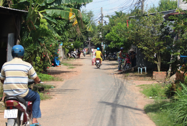 Hiện trường &ocirc;ng Bến bị đ&acirc;m tử vong. (Ảnh: b&aacute;o D&acirc;n tr&iacute;)