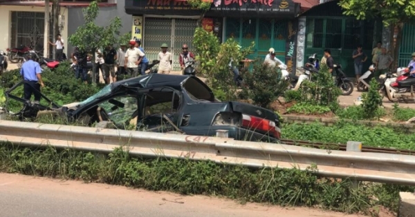 Bắc Giang: Tàu hỏa đâm ô tô, Chủ tịch Hội khuyến học huyện Lạng Giang tử vong