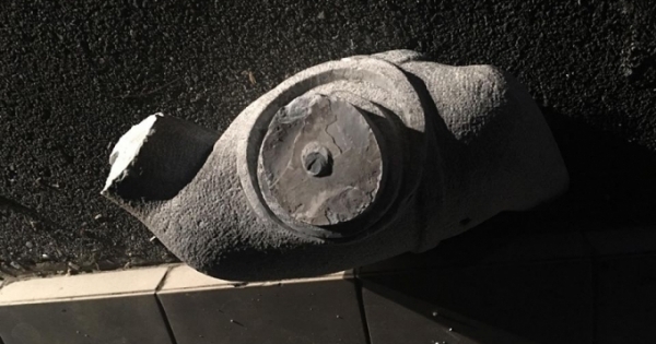 Bắc Kạn: Tượng đài bị đổ, một cháu bé phải nhập viện