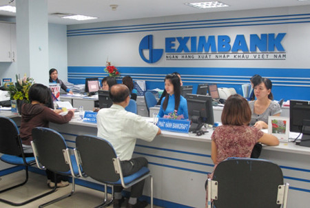 Nợ xấu tăng, Eximbank vẫn tăng lương b&igrave;nh qu&acirc;n l&ecirc;n 18,5 triệu đồng/th&aacute;ng
