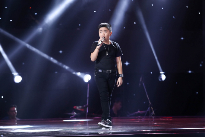 Giọng h&aacute;t Việt 2017 tập 1: Vũ C&aacute;t Tường v&agrave; Soobin Ho&agrave;ng Sơn