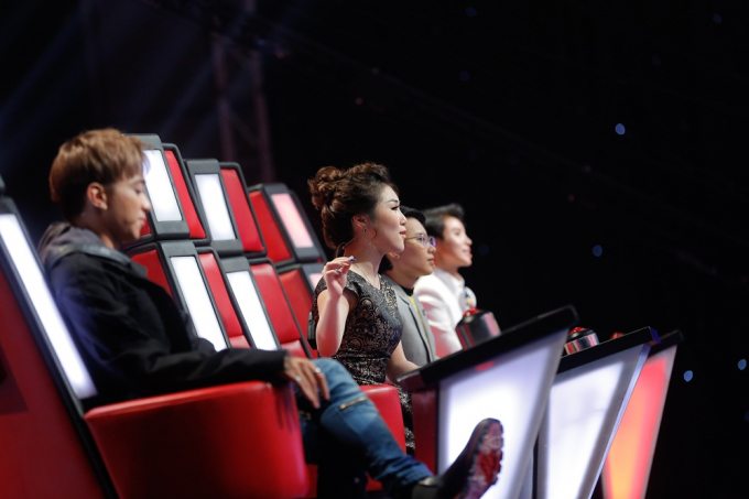 Giọng h&aacute;t Việt 2017 tập 1: Vũ C&aacute;t Tường v&agrave; Soobin Ho&agrave;ng Sơn