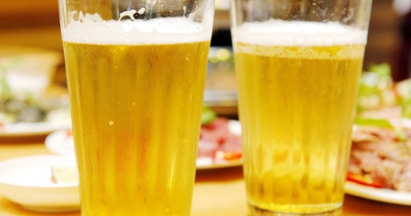 Cụ ông 70 tuổi tử vong sau khi uống hết cốc bia bỏ thuốc trừ sâu của người tình trẻ