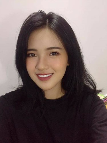 Phạm Thị Thanh Mỹ (sinh năm 1998, qu&ecirc; Hạ Long - Quảng Ninh) c&ocirc; bạn n&agrave;y được ch&uacute; &yacute; đến nhờ nhan sắc tuyệt vời với những đường n&eacute;t hết sức thanh t&uacute;.