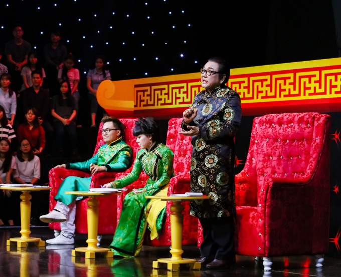 Việt Hương, Ph&uacute; Qu&yacute; tranh nhau t&agrave;i trợ Chuồn Chuồn Giấy v&agrave;o chung kết