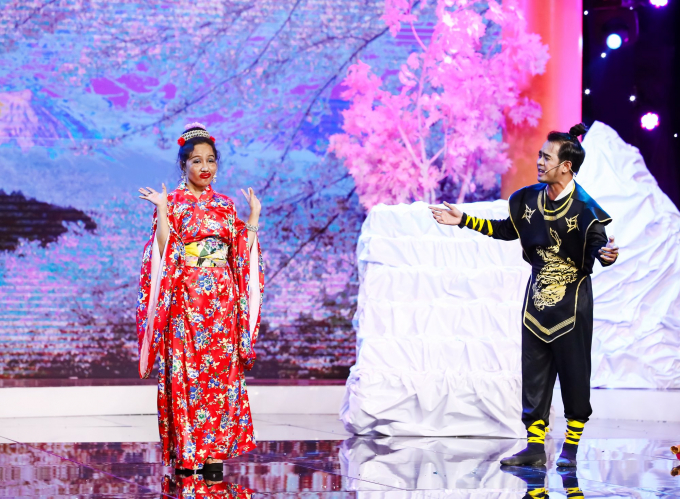 Việt Hương, Ph&uacute; Qu&yacute; tranh nhau t&agrave;i trợ Chuồn Chuồn Giấy v&agrave;o chung kết