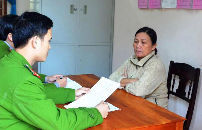 Cảnh s&aacute;t truy n&atilde; kể chuyện t&igrave;m người lẩn trốn