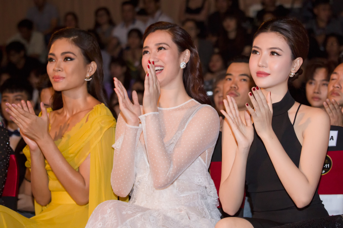 Hoa hậu Ngọc Duy&ecirc;n diện đầm sexy khoe lưng ong nuột n&agrave;