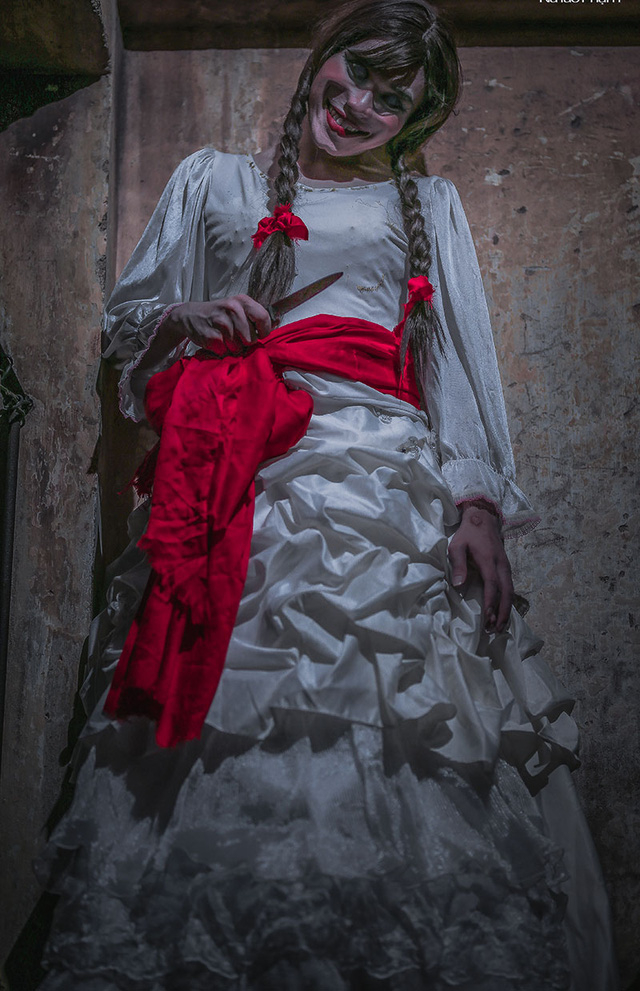 Bối cảnh chụp trong một nh&agrave; chung cư cũ để tạo n&ecirc;n những shoot h&igrave;nh chất lượng nhất.