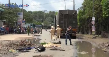 Bình Dương: Sụt vào ổ gà, một học sinh tử vong vì bị xe Container cán qua