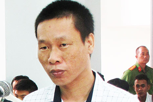 Bị c&aacute;o Đức tại phi&ecirc;n t&ograve;a. ( Ảnh: B&aacute;o Kh&aacute;nh H&ograve;a).