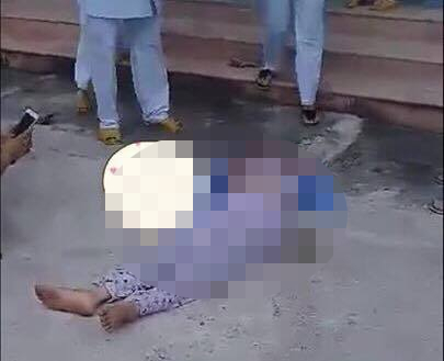 Nạn nh&acirc;n được cho l&agrave; đ&atilde; nhảy từ tầng 4 xuống tự tử (Ảnh: T&acirc;y Bắc 24h).