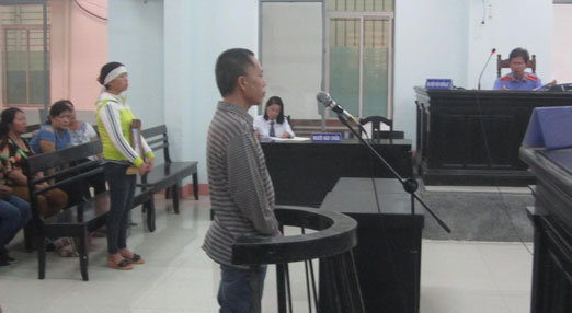 Bị c&aacute;o Trần Kim Tiến tại phi&ecirc;n t&ograve;a. ( Ảnh: B&aacute;o Kinh tế v&agrave; Đ&ocirc; thị).