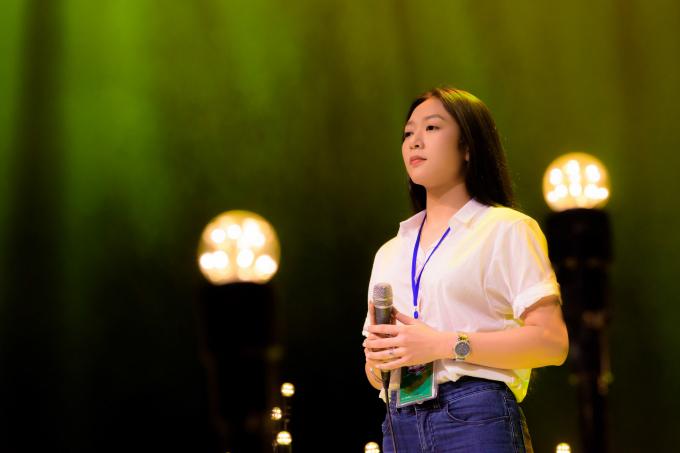 Đ&agrave;m Vĩnh Hưng c&ugrave;ng d&agrave;n sao kh&aacute;ch mời đ&igrave;nh đ&aacute;m hội ngộ trước giờ G