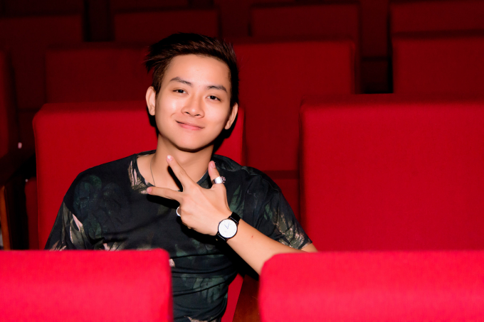 Đ&agrave;m Vĩnh Hưng c&ugrave;ng d&agrave;n sao kh&aacute;ch mời đ&igrave;nh đ&aacute;m hội ngộ trước giờ G