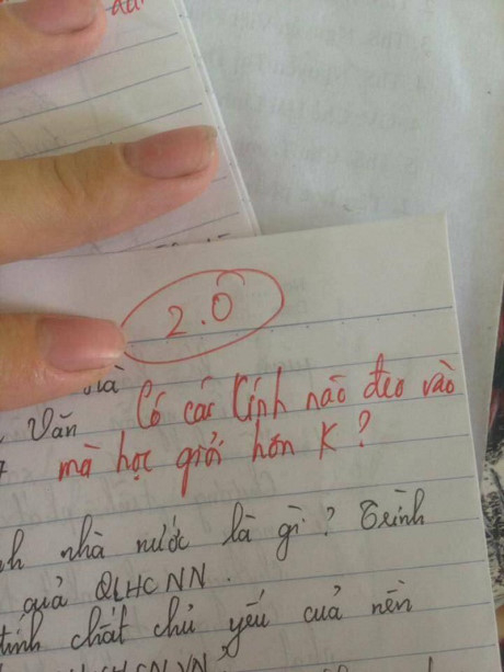 Giảng vi&ecirc;n 8X v&agrave; loạt lời ph&ecirc; &ldquo;b&aacute; đạo&rdquo; khiến sinh vi&ecirc;n ng&oacute;ng hơn điểm số