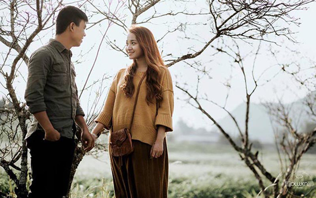 Đến l&uacute;c sắp xa vạn c&acirc;y số mới thấu tỏ l&ograve;ng nhau, ch&agrave;ng trai 9X quyết định sẽ b&agrave;y tỏ t&igrave;nh cảm của m&igrave;nh với c&ocirc; bạn th&acirc;n.