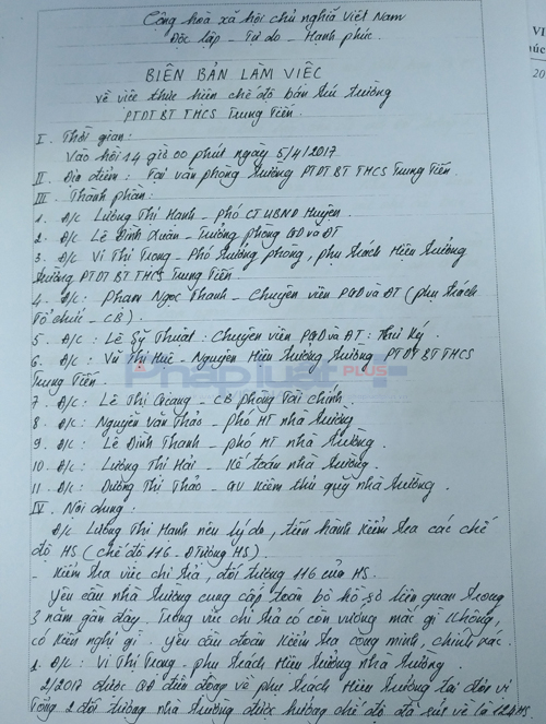 Để l&agrave;m r&otilde; vụ việc, UBND huyện Quan Sơn đ&atilde; tổ chức nhiều cuộc họp tại trường THCS Trung Tiến. (Ảnh: Anh Thắng)