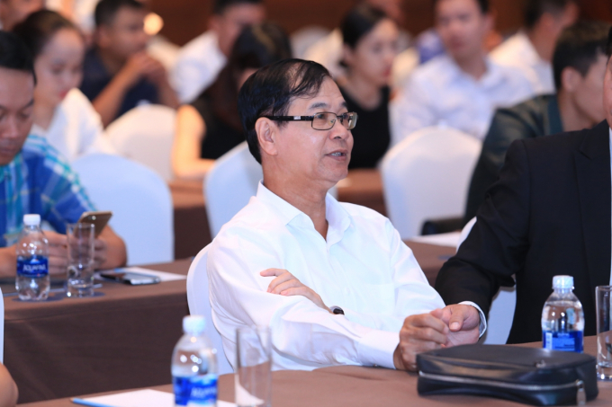 &Ocirc;ng Nguyễn Mạnh H&agrave; - Chủ tịch Hội M&ocirc;i giới Bất động sản Việt Nam đến tham dự v&agrave; chia sẻ về tiềm năng ph&aacute;t triển của thị trường BĐS nghỉ dưỡng hiện nay.