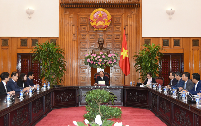 Thủ tướng tiếp cựu thị trưởng Osan H&agrave;n Quốc.