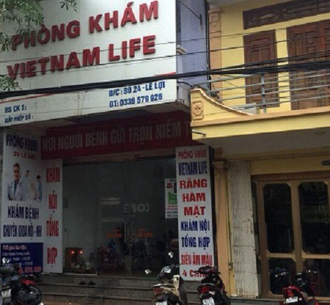 Ph&ograve;ng kh&aacute;m kh&ocirc;ng ph&eacute;p của b&agrave; Hiền.