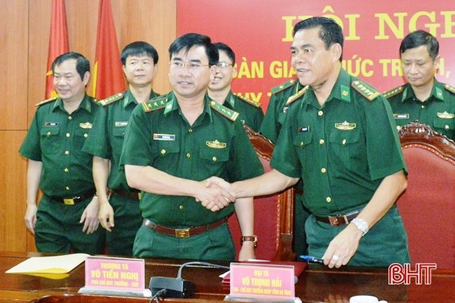 C&ocirc;ng bố loạt quyết định nh&acirc;n sự Qu&acirc;n đội, C&ocirc;ng an