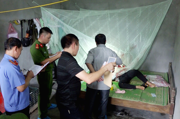 Hiện trường vụ &aacute;n mạng.