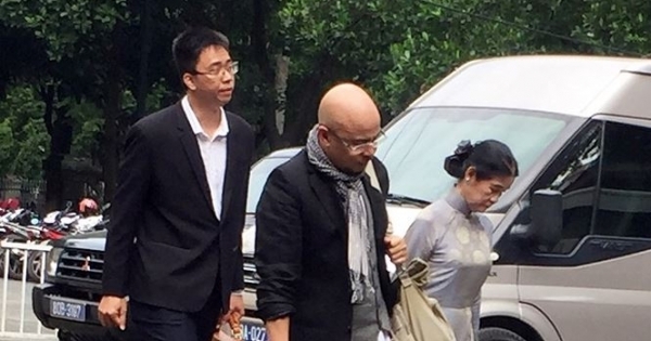 Vợ chồng ‘vua’ cà phê Trung Nguyên hòa giải bất thành vụ ly hôn bạc tỷ