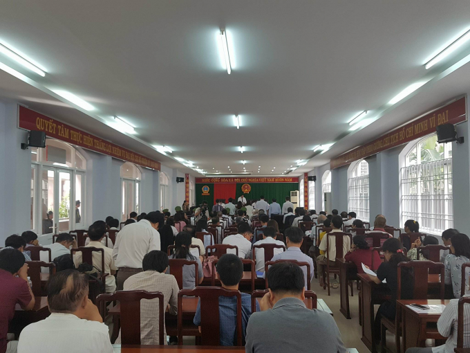 TAND tỉnh BR-VT đ&atilde; quyết định tạm ho&atilde;n phi&ecirc;n t&ograve;a trả hồ sơ điều tra lại vụ &aacute;n.