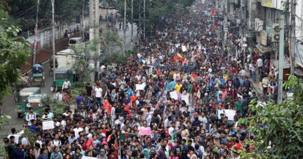 Xe buýt chạy ẩu tông hai học sinh nam và nữ tử vong