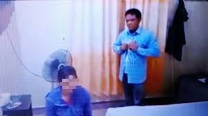 Vào nhà nghỉ với vợ bạn thân, Trưởng công an xã bị cách chức